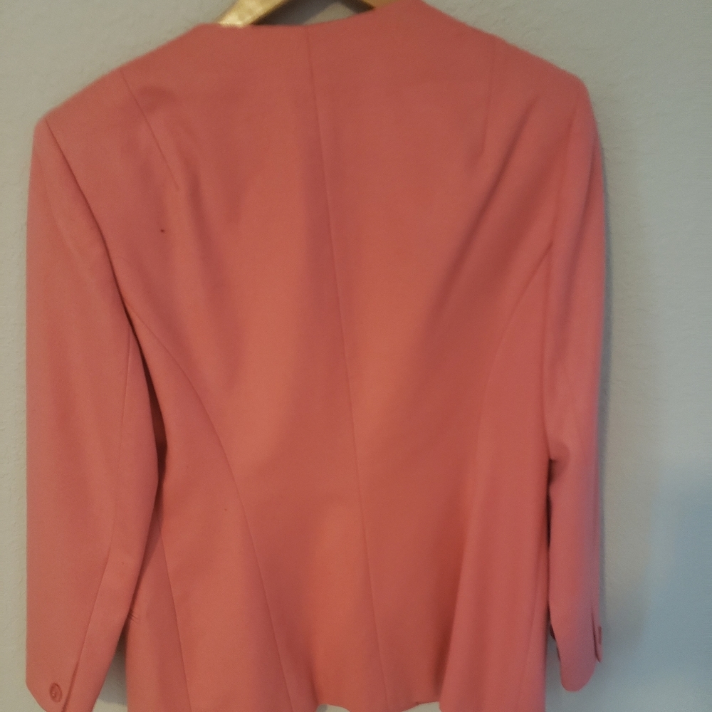 Anne Klein - Picture 2 of 6
